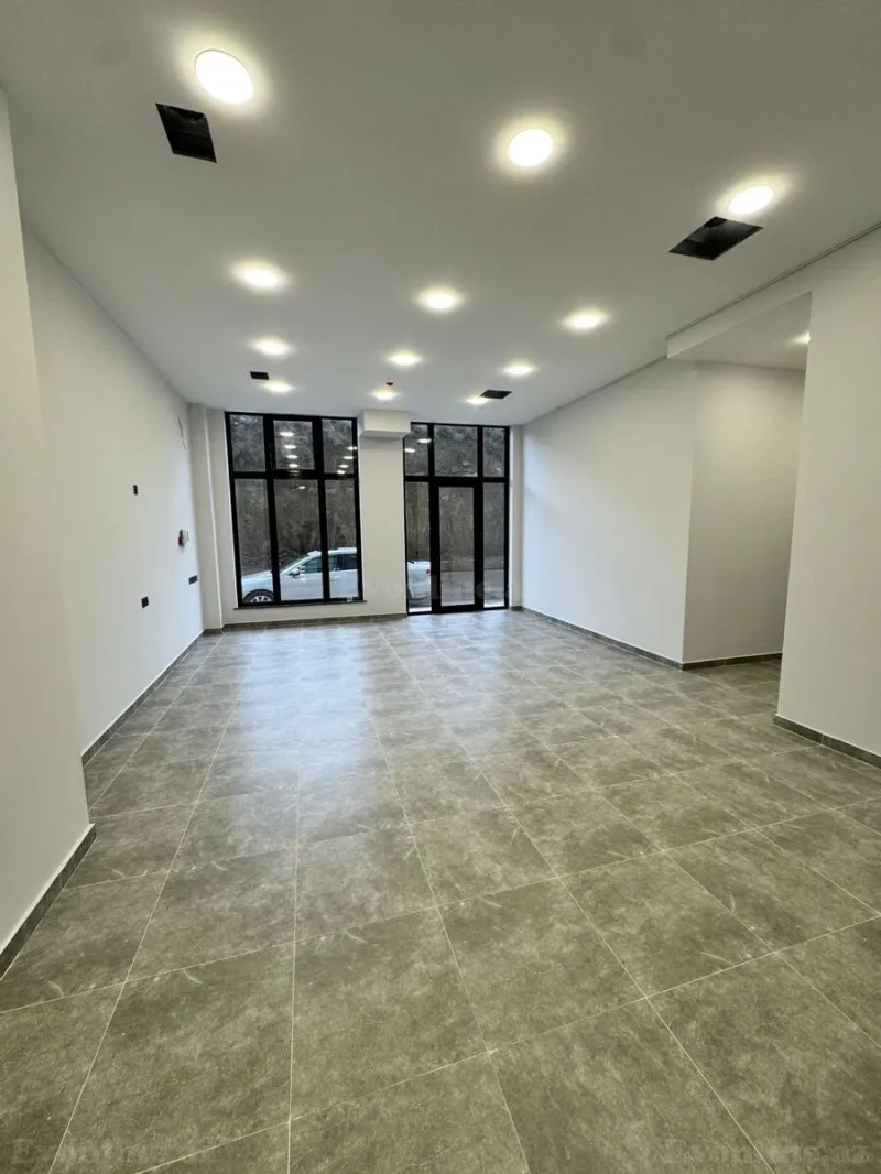 Obyekt 250 m² Həzi Aslanov m. Kirayə verilir