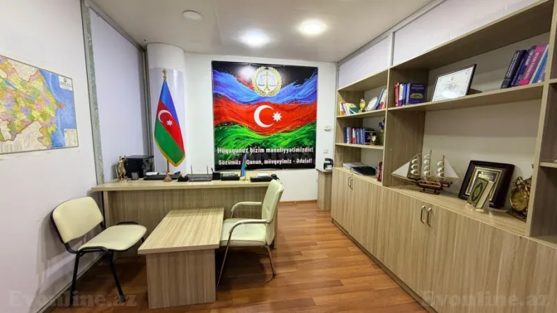 1 otaqlı Ofis 17 m² 28 May m. Kirayə verilir