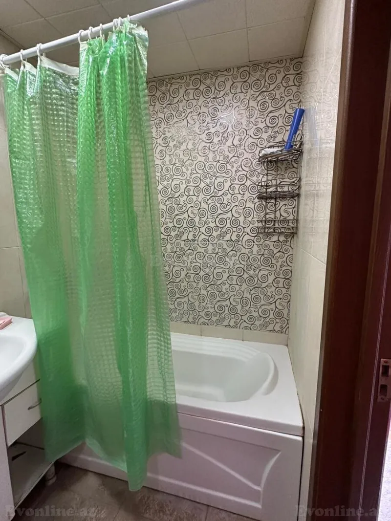 Satılır 2 otaqlı Mənzil Köhnə tikili 75 m² Elmlər Akademiyası m. - şəkil 7