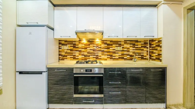 Kirayə verilir 3 otaqlı Mənzil Köhnə tikili 90 m² 28 May m. - şəkil 7