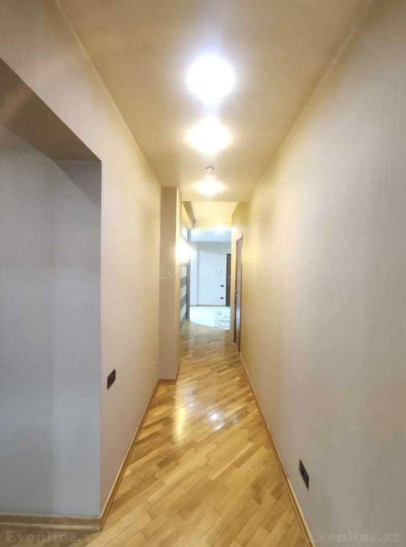 Kirayə verilir 3 otaqlı Mənzil Yeni tikili 170 m² 28 May m. - şəkil 15