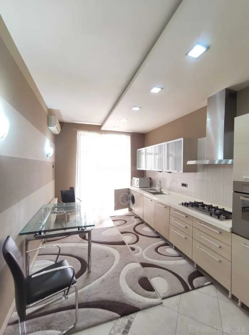 Kirayə verilir 3 otaqlı Mənzil Yeni tikili 170 m² 28 May m. - şəkil 16