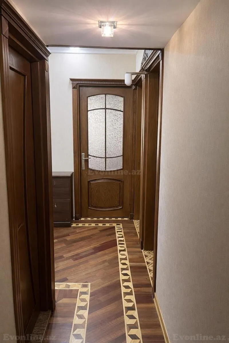 Satılır 5 otaqlı Mənzil Köhnə tikili 120 m² Sabunçu r. - şəkil 12