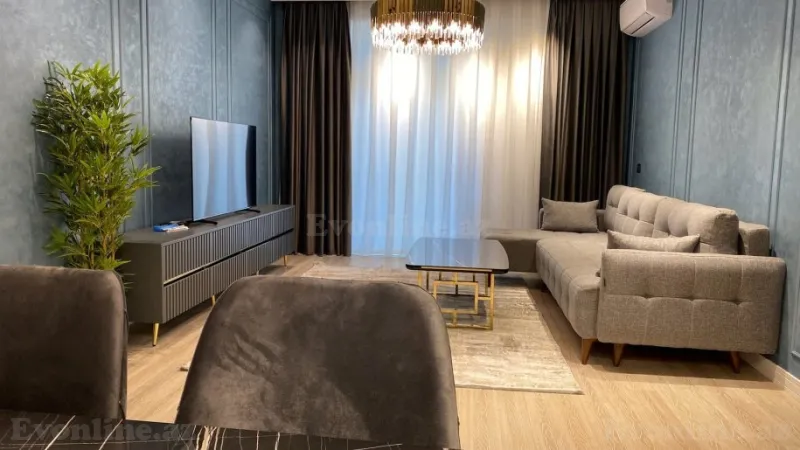 Kirayə verilir 2 otaqlı Mənzil Yeni tikili 110 m² 8 Noyabr m.