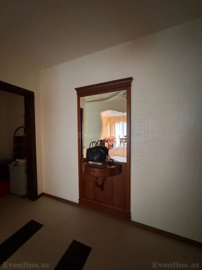 Kirayə verilir 3 otaqlı Mənzil Yeni tikili 130 m² 8 Noyabr m. - şəkil 4