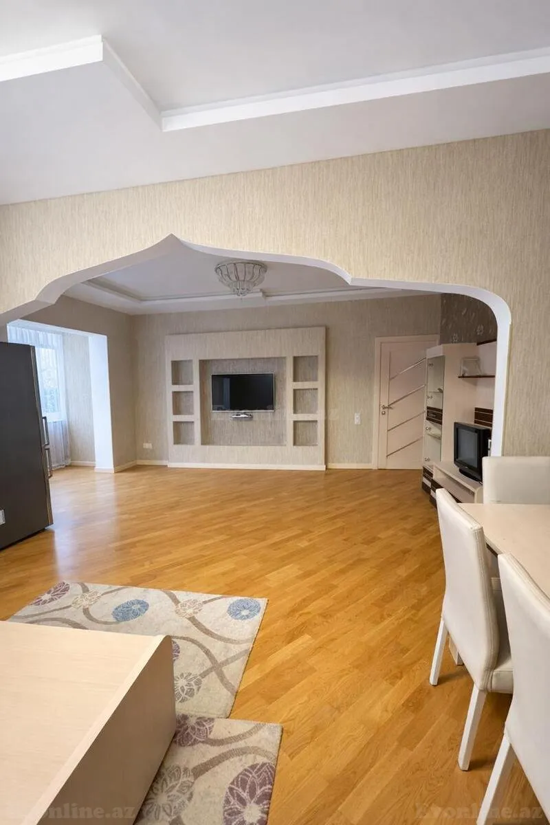 Satılır 5 otaqlı Mənzil Köhnə tikili 120 m² Suraxanı r. - şəkil 4