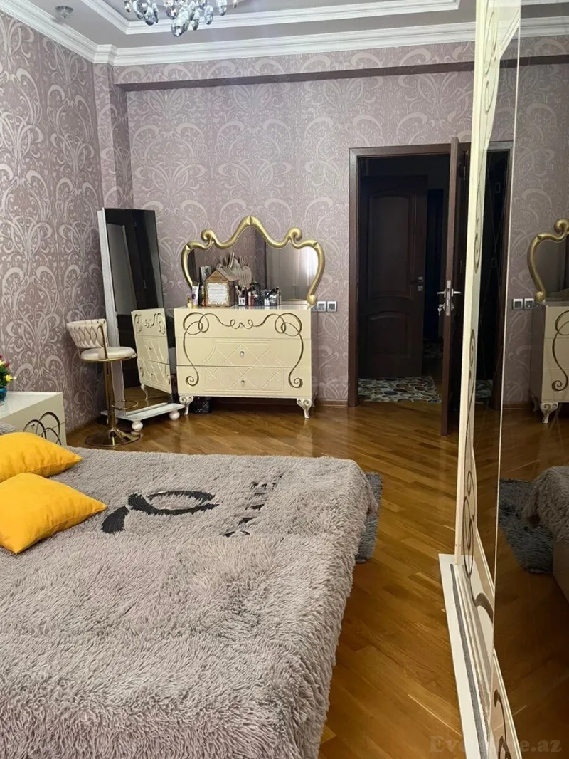 Satılır 4 otaqlı Mənzil Yeni tikili 153 m² İnşaatçılar m. - şəkil 5