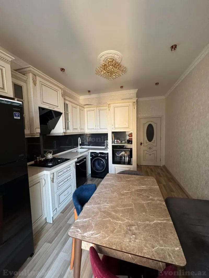 Satılır 2 otaqlı Mənzil Yeni tikili 100 m² 8 Noyabr m. - şəkil 6