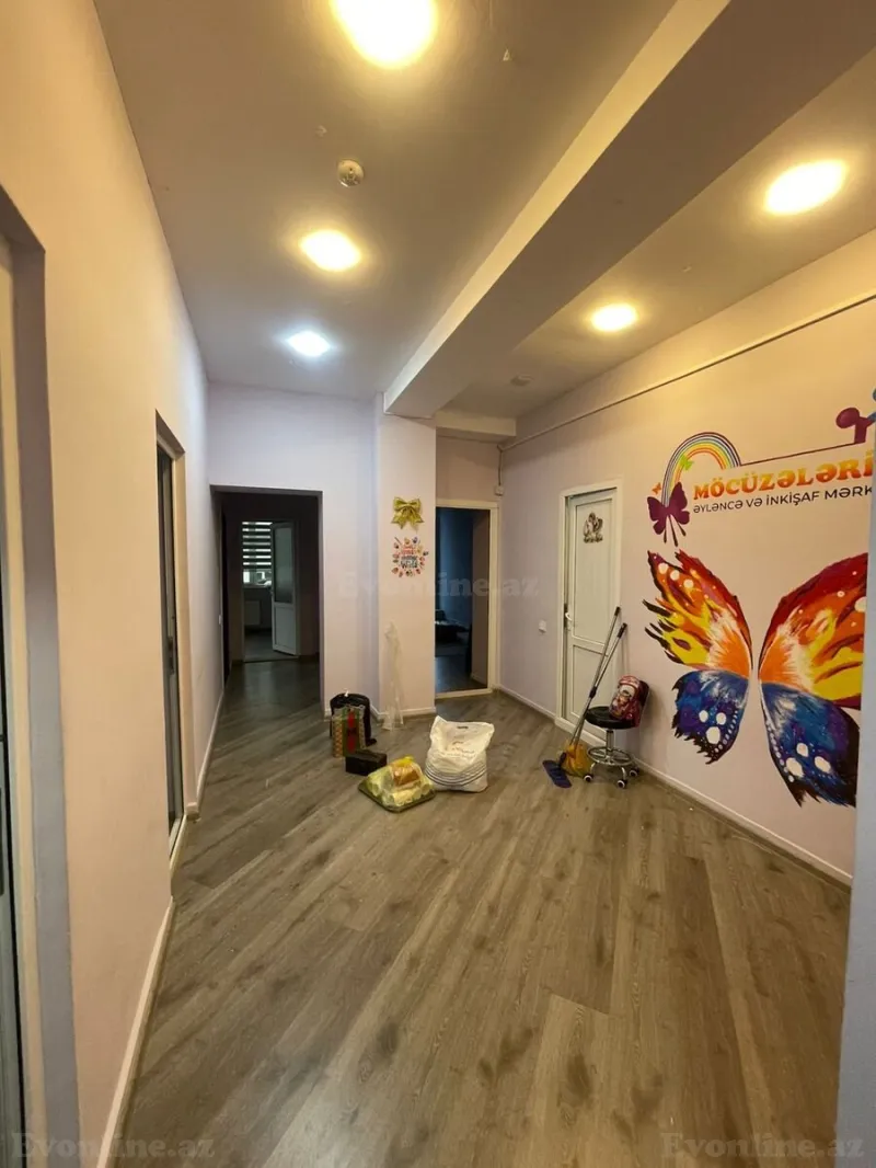 Kirayə verilir Ofis 230 m² İnşaatçılar m. - şəkil 5