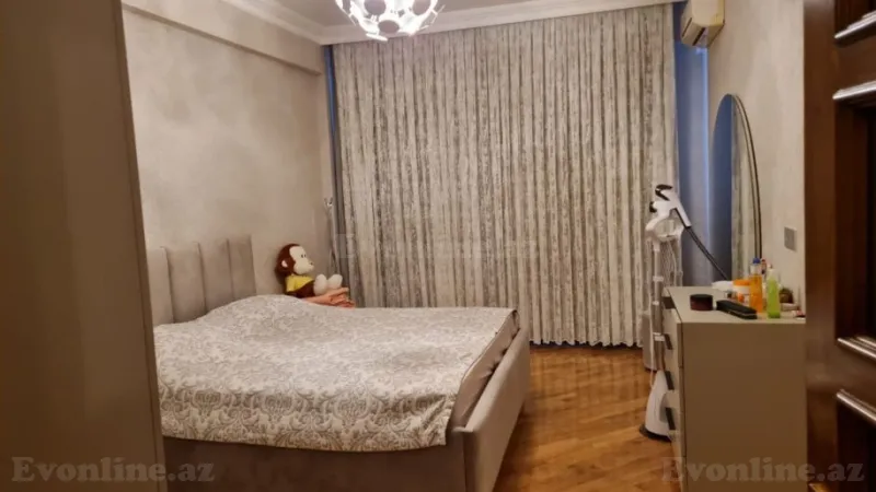 Satılır 4 otaqlı Mənzil Yeni tikili 145 m² İnşaatçılar m. - şəkil 7