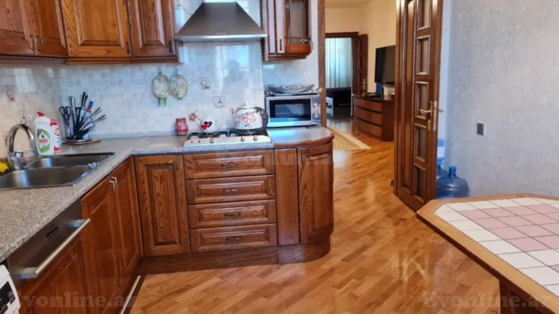 Satılır 4 otaqlı Mənzil Yeni tikili 145 m² İnşaatçılar m. - şəkil 8