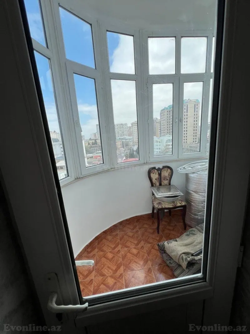 Kirayə verilir 3 otaqlı Mənzil Yeni tikili 140 m² Nəsimi r. - şəkil 3