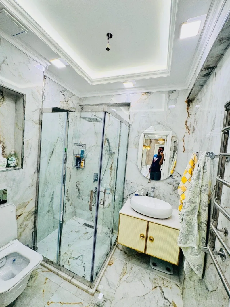 Kirayə verilir 3 otaqlı Mənzil Yeni tikili 140 m² Xətai r. - şəkil 13