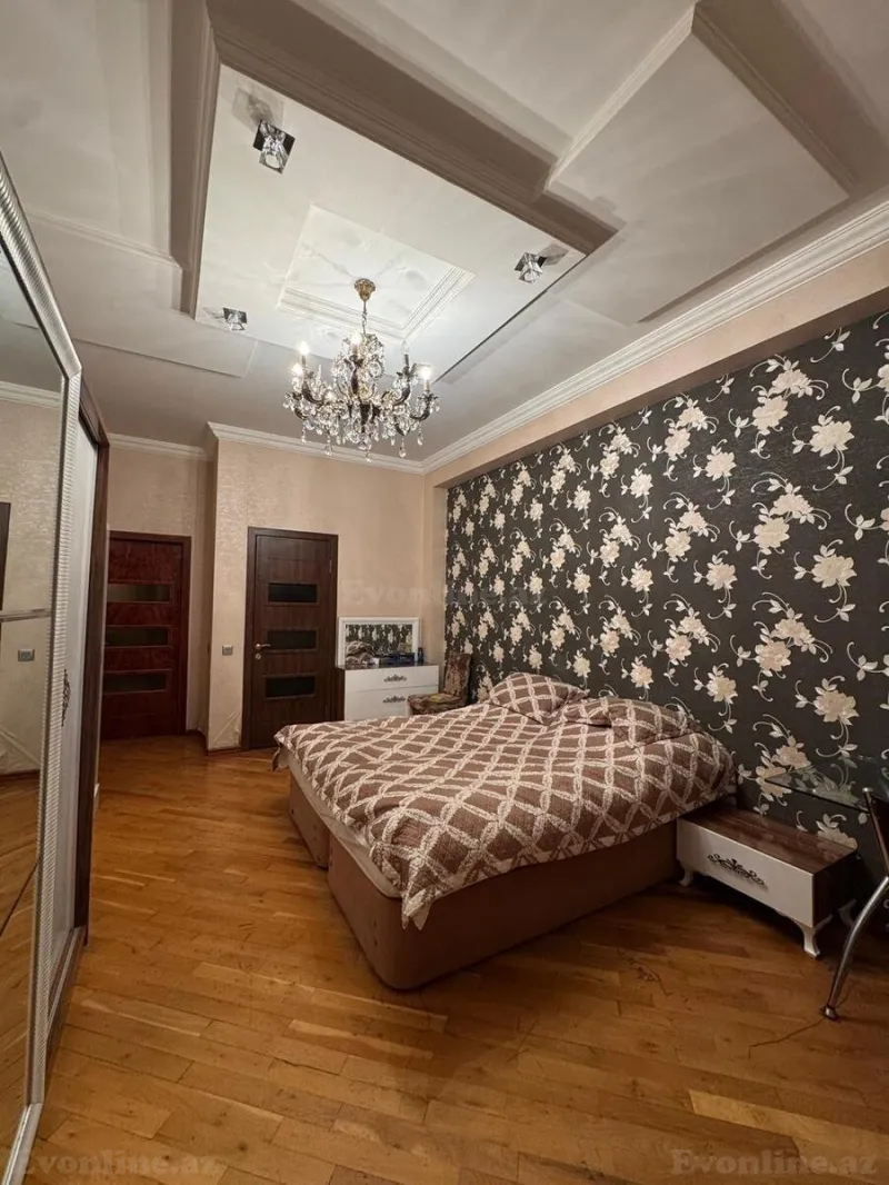 Kirayə verilir 3 otaqlı Mənzil Yeni tikili 145 m² Gənclik m. - şəkil 6