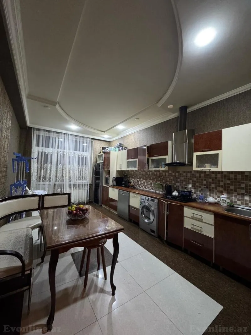 Kirayə verilir 3 otaqlı Mənzil Yeni tikili 145 m² Gənclik m. - şəkil 8