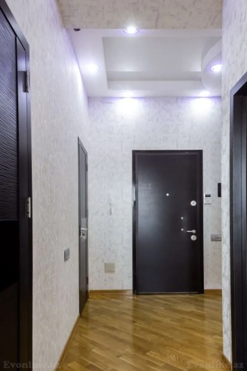 Satılır 3 otaqlı Mənzil Yeni tikili 95 m² 2-ci mikrorayon - şəkil 4