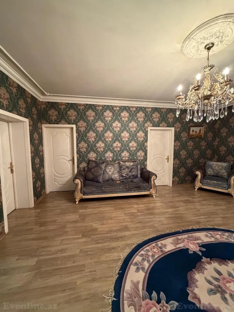 Satılır 3 otaqlı Mənzil Köhnə tikili 110 m² Keşlə - şəkil 2