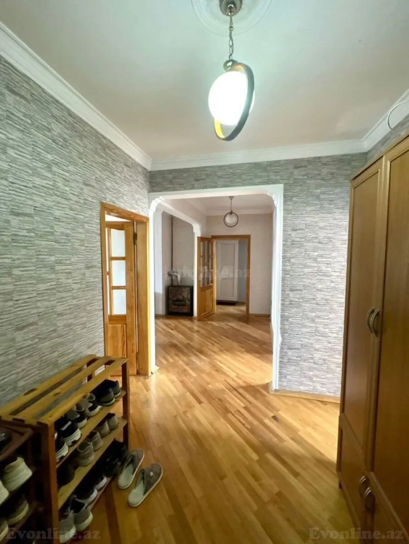 Satılır 5 otaqlı Mənzil Köhnə tikili 120 m² Əhmədli - şəkil 2