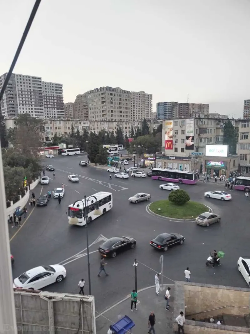 Satılır 2 otaqlı Mənzil Köhnə tikili 58 m² 2-ci mikrorayon - şəkil 5