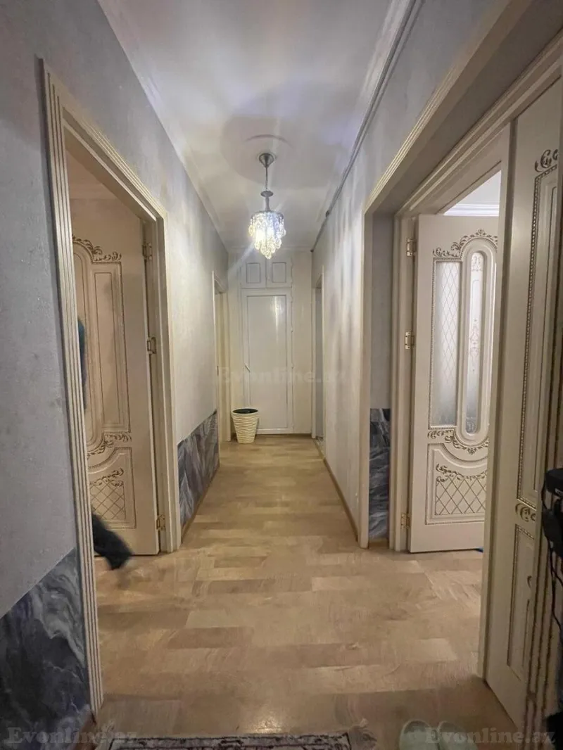 Satılır 4 otaqlı Mənzil Köhnə tikili 100 m² Xalqlar Dostluğu m. - şəkil 7