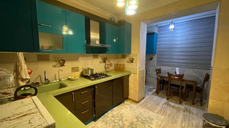 Satılır 4 otaqlı Mənzil Köhnə tikili 100 m² Xalqlar Dostluğu m. - şəkil 9