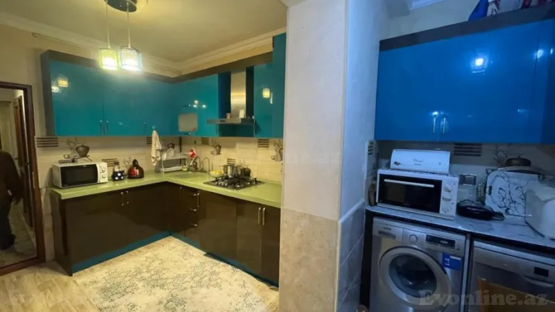 Satılır 4 otaqlı Mənzil Köhnə tikili 100 m² Xalqlar Dostluğu m. - şəkil 10