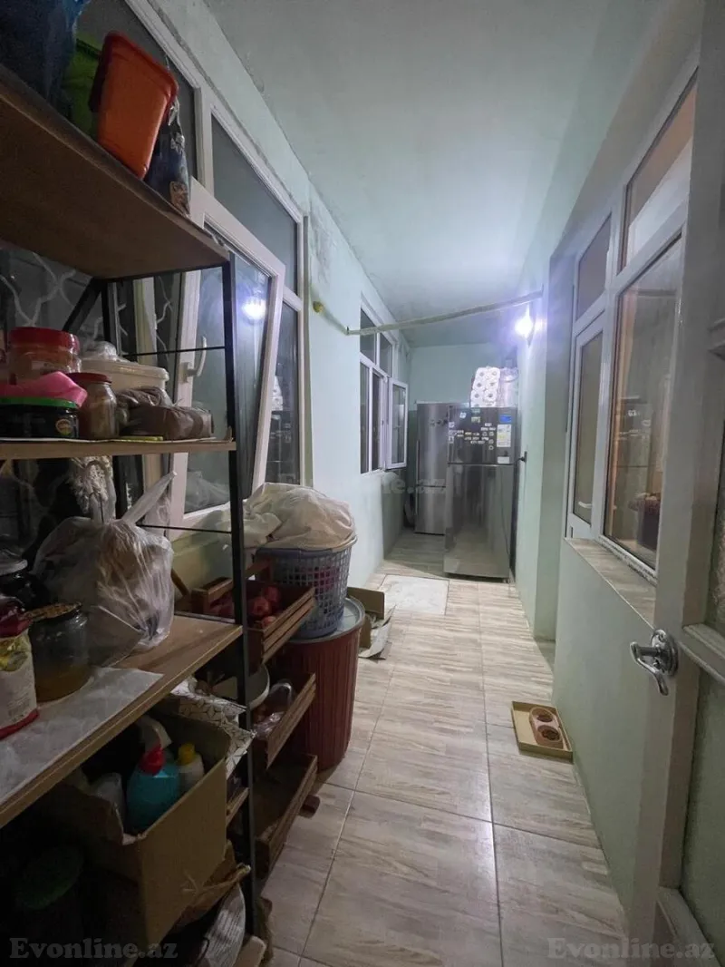 Satılır 4 otaqlı Mənzil Köhnə tikili 100 m² Xalqlar Dostluğu m. - şəkil 11