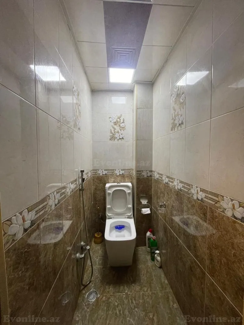 Satılır 4 otaqlı Mənzil Köhnə tikili 100 m² Xalqlar Dostluğu m. - şəkil 12