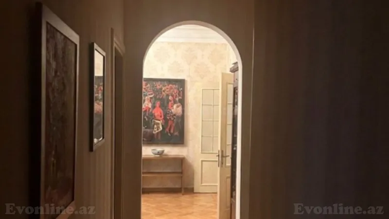 Satılır 5 otaqlı Mənzil Köhnə tikili 136.9 m² 28 May m. - şəkil 7