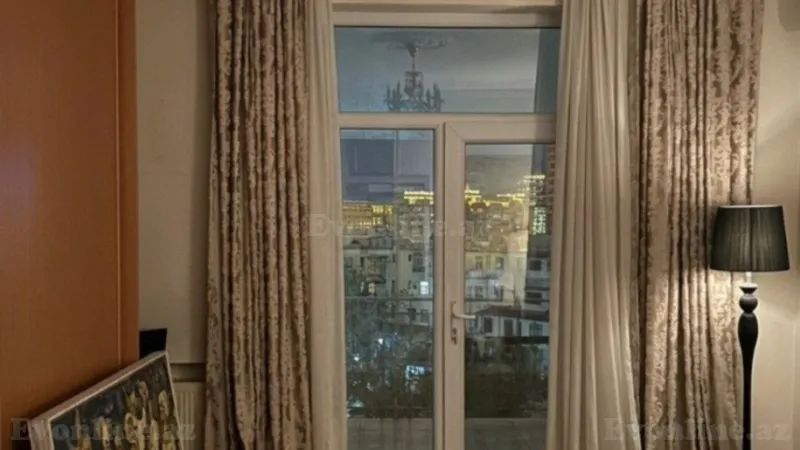 Satılır 5 otaqlı Mənzil Köhnə tikili 136.9 m² 28 May m. - şəkil 15