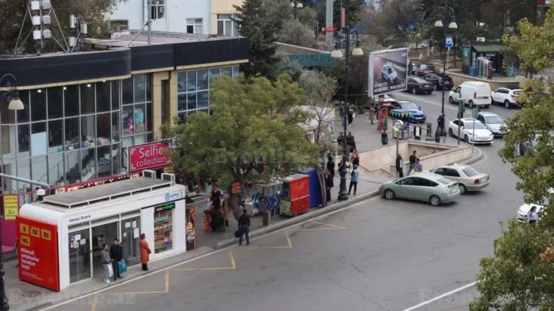 2 otaqlı Mənzil 40 m² 1-ci mikrorayon Satılır