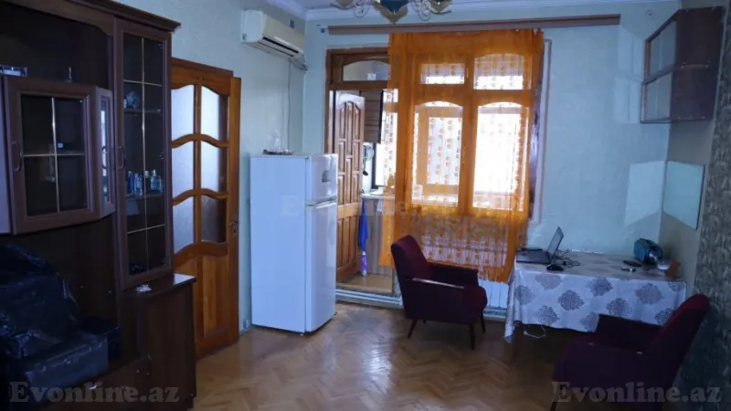 Satılır 2 otaqlı Mənzil Köhnə tikili 40 m² 1-ci mikrorayon - şəkil 5