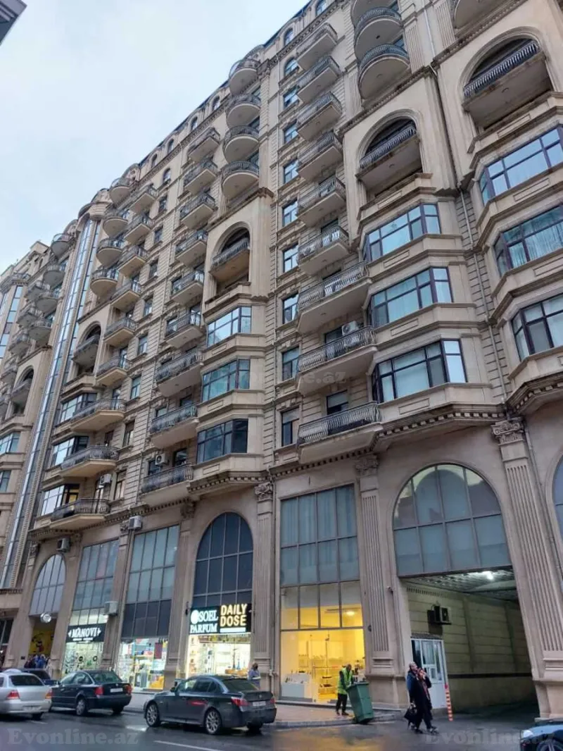 Satılır 4 otaqlı Mənzil Yeni tikili 246 m² Sahil m. - şəkil 4