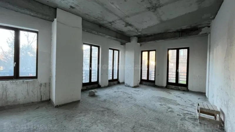 Satılır 4 otaqlı Mənzil Yeni tikili 246 m² Sahil m. - şəkil 17