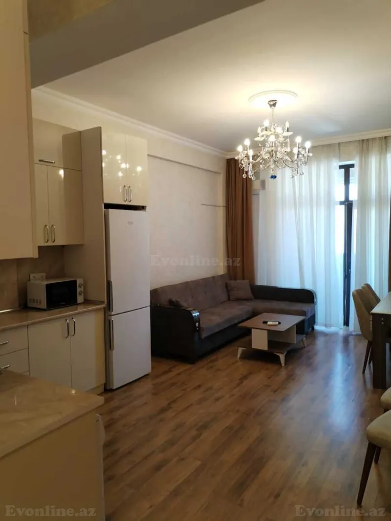 3 otaqlı Mənzil 120 m² Nəriman Nərimanov m. Kirayə verilir