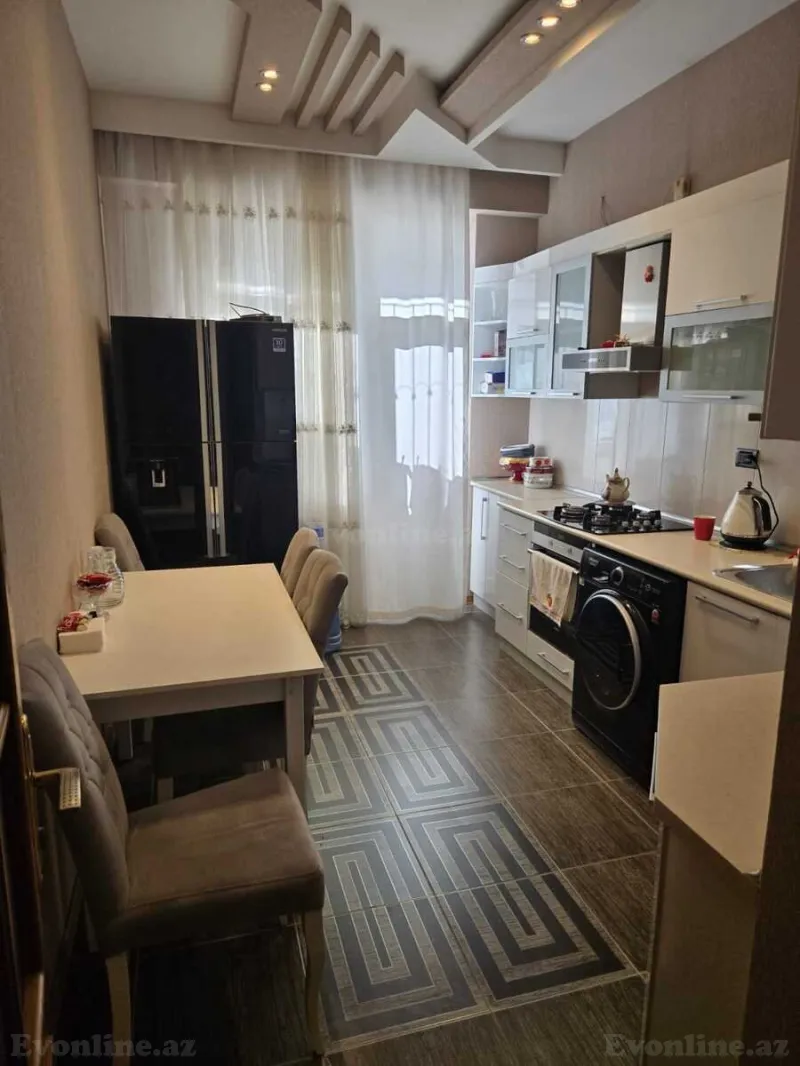 Satılır 3 otaqlı Mənzil Yeni tikili 110 m² 7-ci mikrorayon - şəkil 2