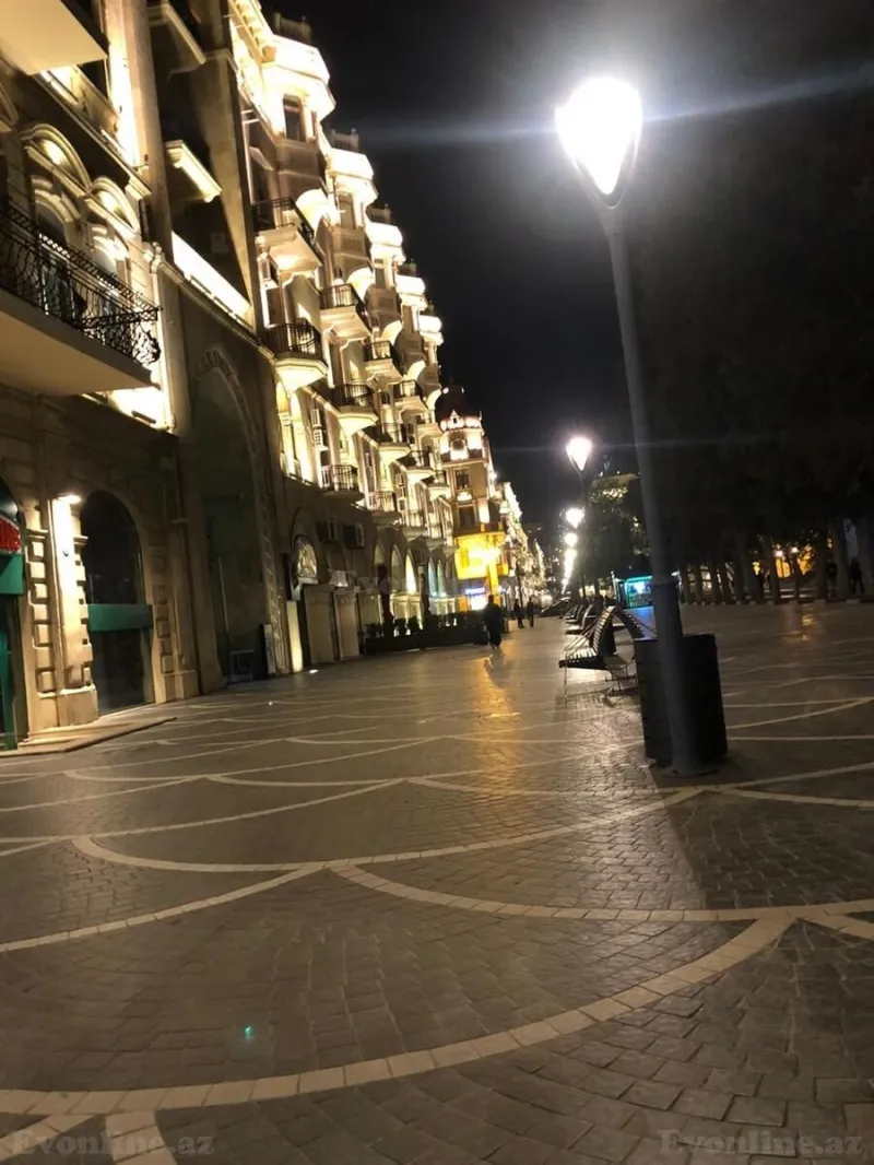 4 otaqlı Mənzil 138 m² Sahil m. Satılır