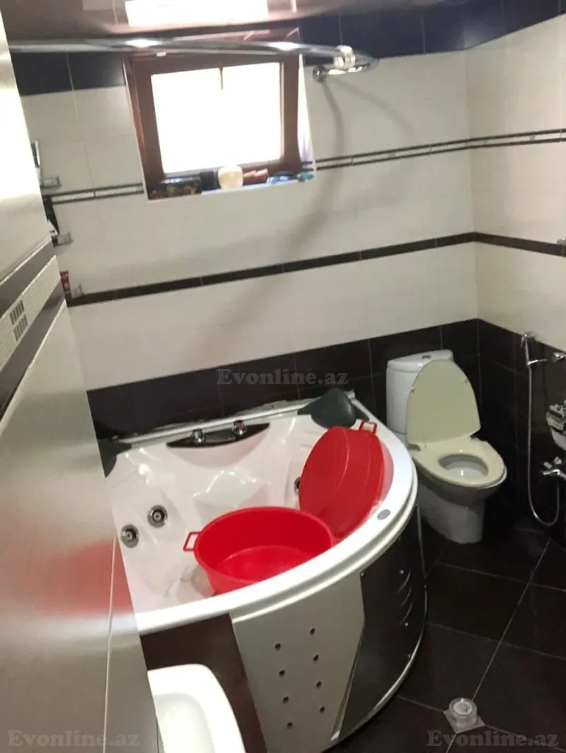 Satılır 4 otaqlı Mənzil Köhnə tikili 138 m² Sahil m. - şəkil 17