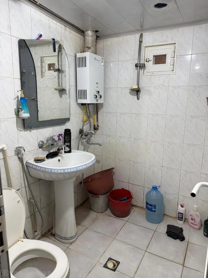 Satılır 3 otaqlı Mənzil Köhnə tikili 80 m² Yasamal r. - şəkil 3