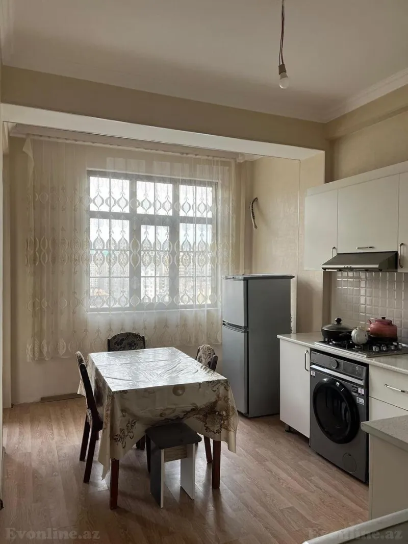 1 otaqlı Mənzil 55 m² 28 May m. Satılır