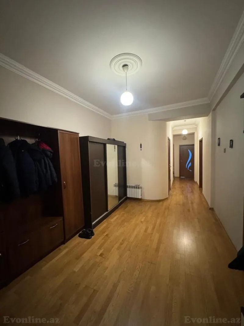 Kirayə verilir 3 otaqlı Mənzil Yeni tikili 130 m² Xətai m. - şəkil 13