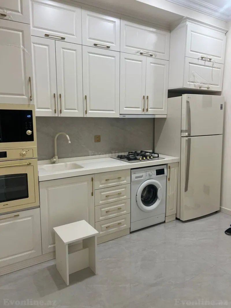 Kirayə verilir 3 otaqlı Mənzil Yeni tikili 78 m² 28 May m. - şəkil 6