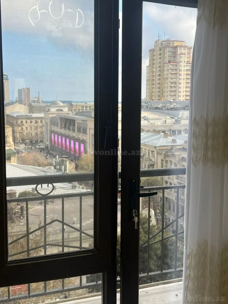 Kirayə verilir 3 otaqlı Mənzil Yeni tikili 78 m² 28 May m. - şəkil 18