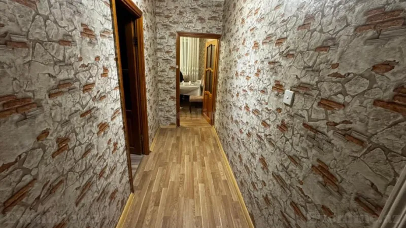 Kirayə verilir 2 otaqlı Mənzil Köhnə tikili 70 m² Memar Əcəmi m. - şəkil 4