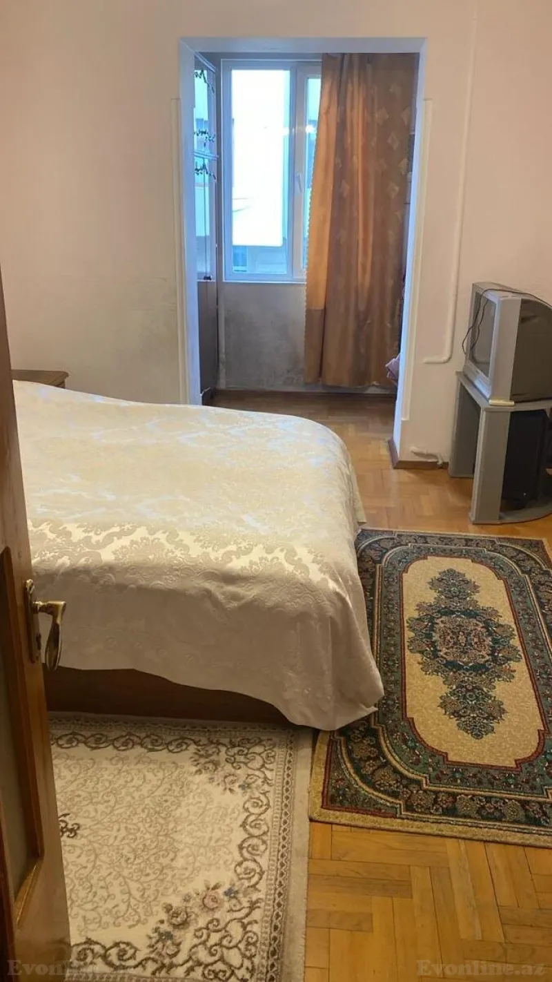 Satılır 2 otaqlı Mənzil Köhnə tikili 60 m² 28 May m. - şəkil 10