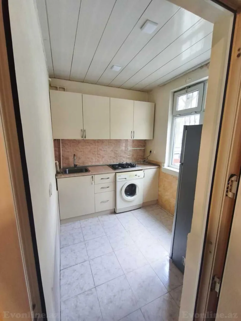 Kirayə verilir 2 otaqlı Mənzil Köhnə tikili 60 m² 20 Yanvar m. - şəkil 3