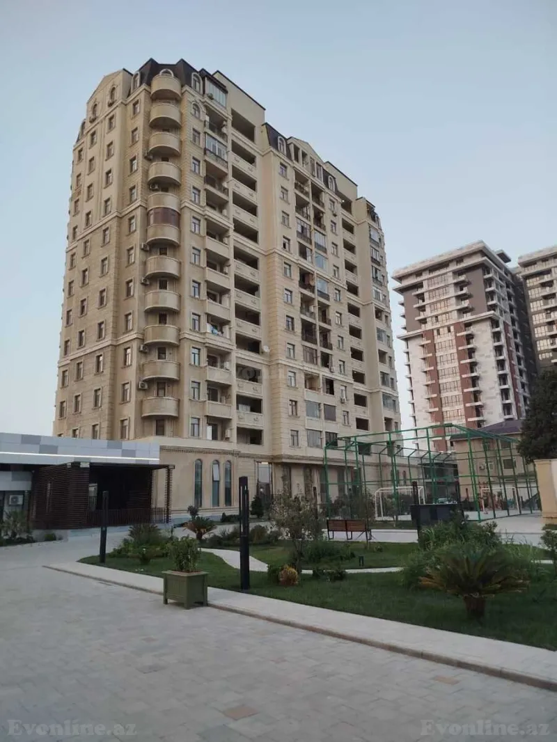 2 otaqlı Mənzil 61 m² Koroğlu m. Satılır