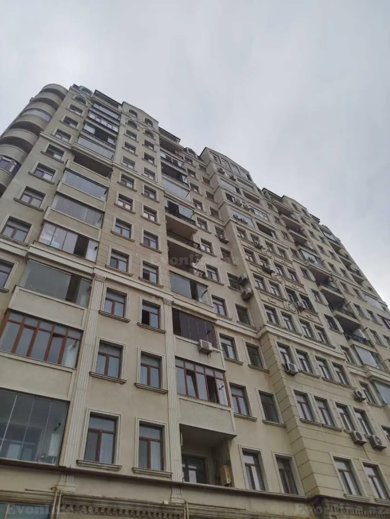 Satılır 2 otaqlı Mənzil Yeni tikili 61 m² Koroğlu m. - şəkil 3