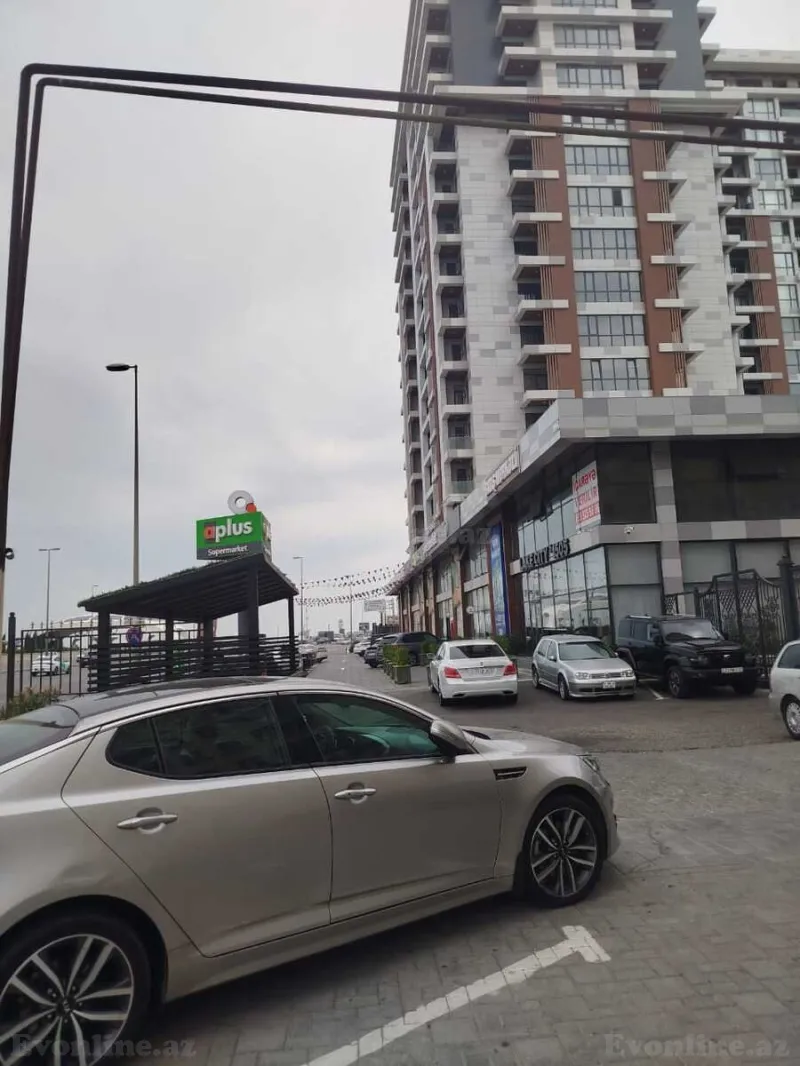 Satılır 2 otaqlı Mənzil Yeni tikili 61 m² Koroğlu m. - şəkil 5