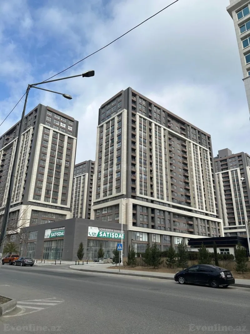 3 otaqlı Mənzil 91 m² Xətai m. Satılır